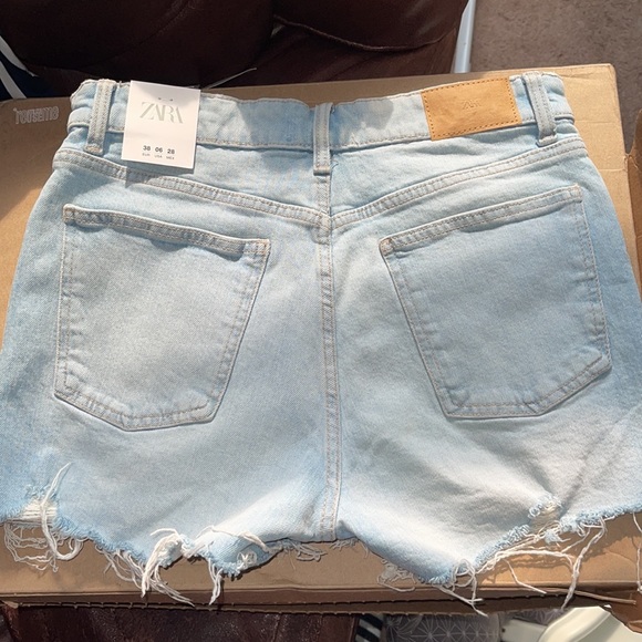 Brand new Zara high rise shorts - Picture 2 of 4